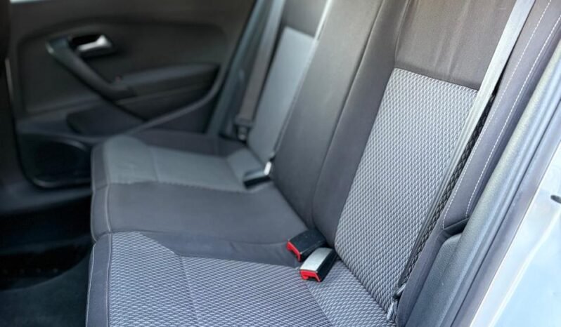 
VOLKSWAGEN VENTO HIGHLINE SEDAN 2018 AUT full									