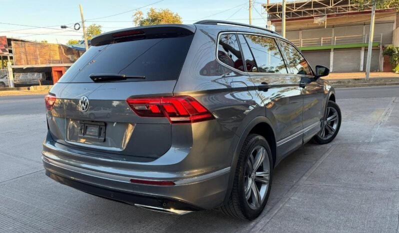 
VOLKSWAGEN TIGUAN R-LINE SUV 2020 AUT full									