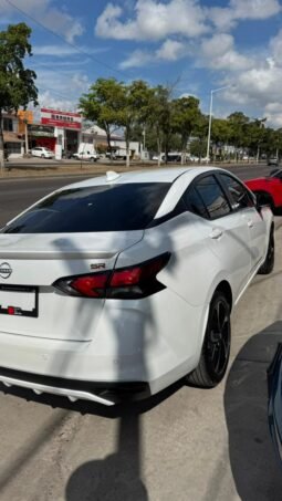 NISSAN VERSA SR SEDAN 2024 AUT
