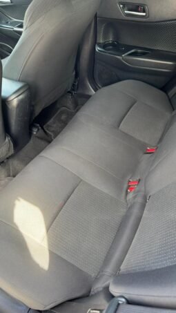 
TOYOTA C-HR SUV 2019 AUT full									