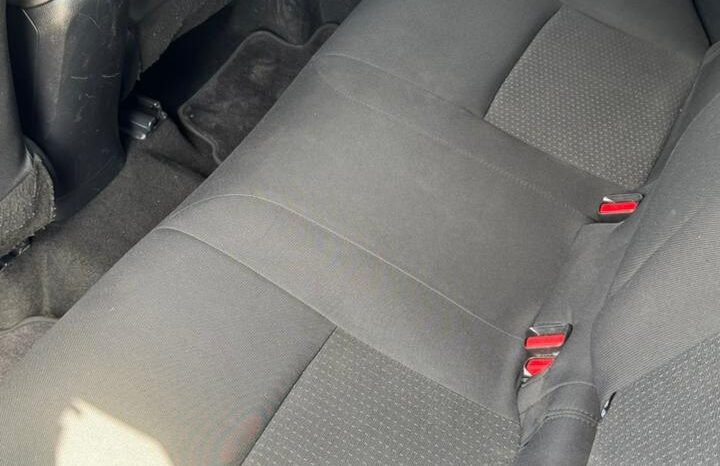 
TOYOTA C-HR SUV 2019 AUT full									