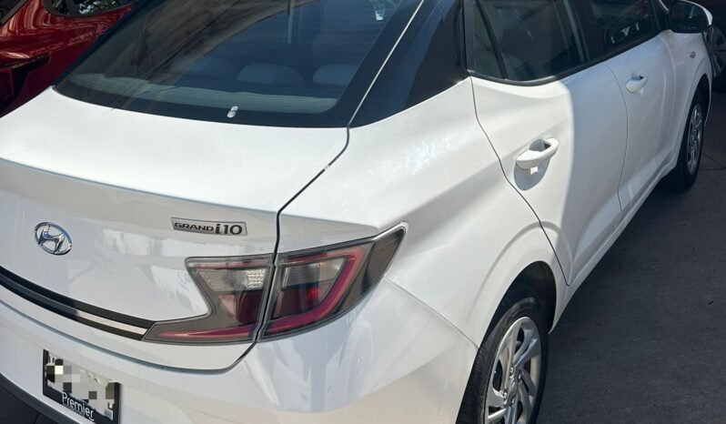 
HYUNDAI GRAND I10 SEDAN 2023 STD full									