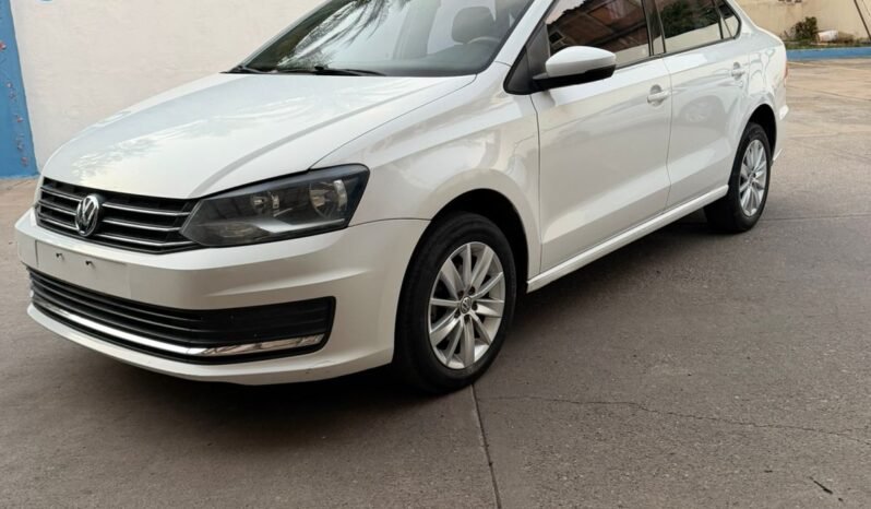 
VOLKSWAGEN VENTO CONFORTLINE SEDAN 2020 STD full									
