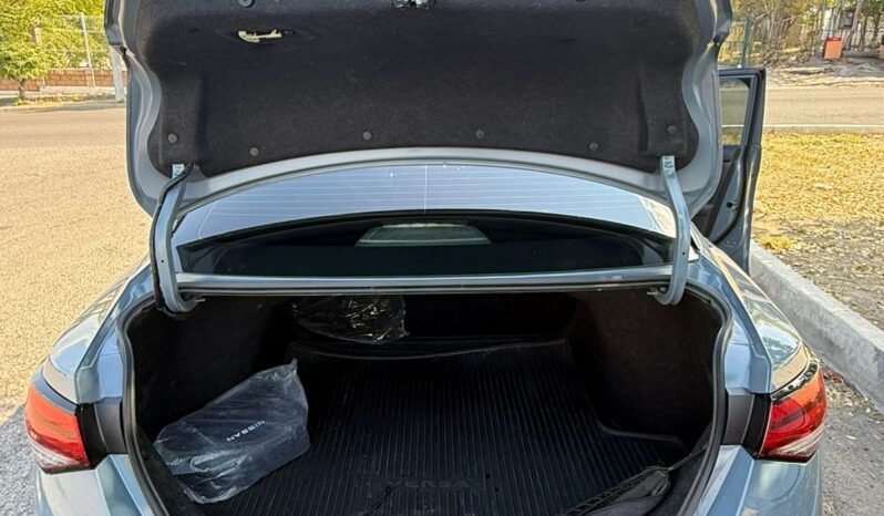 
NISSAN SENTRA SR SEDAN 2025 AUT full									