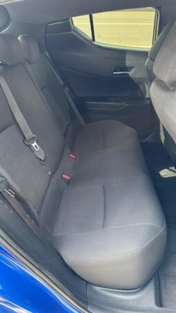 
TOYOTA C-HR SUV 2019 AUT full									