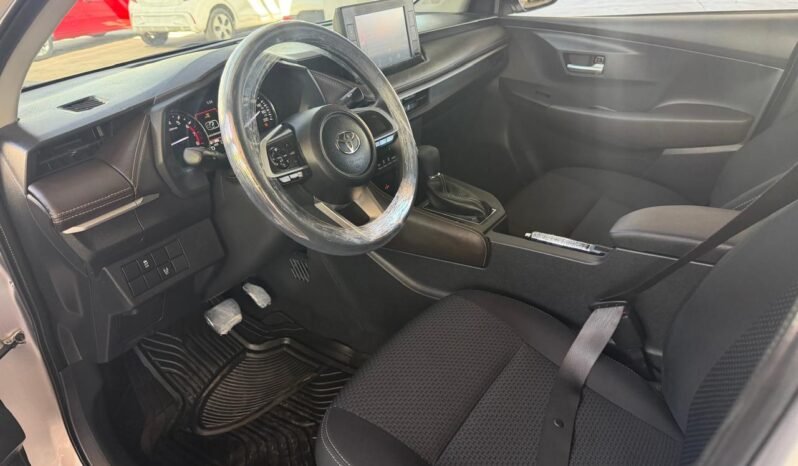 
TOYOTA YARIS S SEDAN 2023 AUT full									