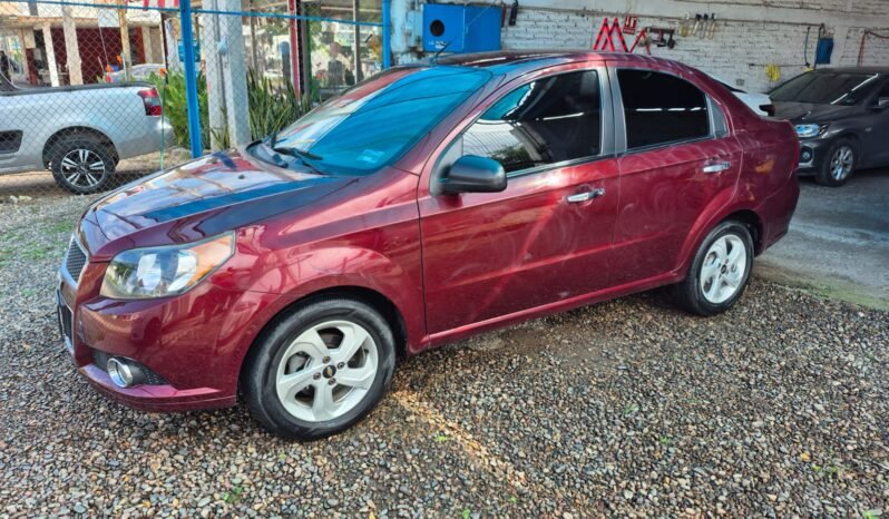 
CHEVROLET AVEO SEDAN 2017 STD full									