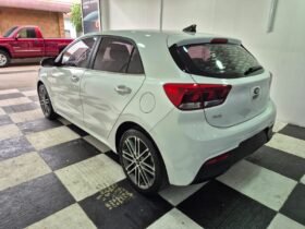 KIA RIO EX PACK HATCHBACK 2021 AUT
