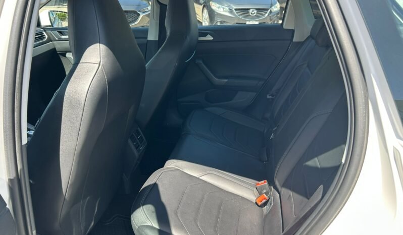 
VOLKSWAGEN POLO HIGHLINE HATCHBACK 2024 AUT full									