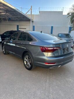 VOLKSWAGEN JETTA R LINE SEDAN 2019 AUT full