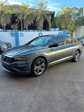 VOLKSWAGEN JETTA R LINE SEDAN 2019 AUT