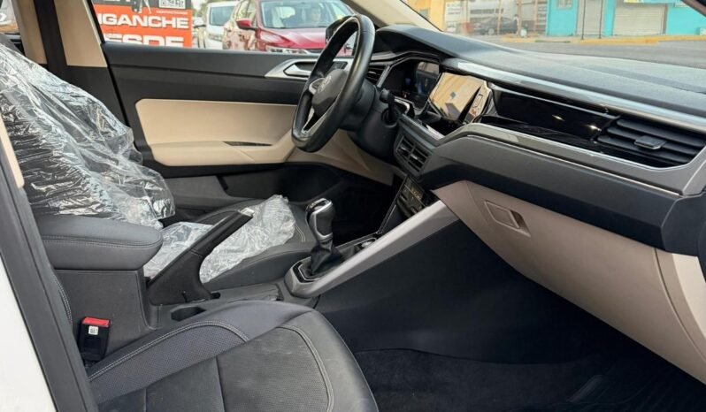 
VOLKSWAGEN VIRTUS HIGHLINE SEDAN 2024 AUT full									