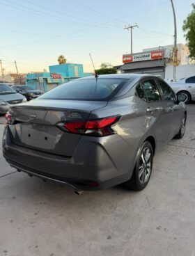 NISSAN VERSA ADVANCE SEDAN 2023 AUT