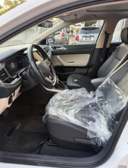
VOLKSWAGEN VIRTUS HIGHLINE SEDAN 2024 AUT full									