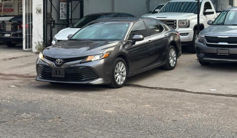 
TOYOTA CAMRY SEDAN 2020 AUT full									