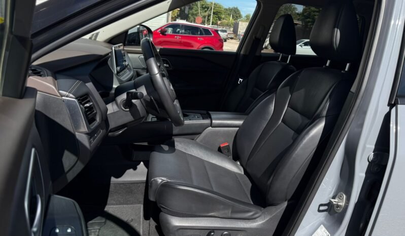 
NISSAN X-TRAIL EXCLUSIVE SUV 2024 AUT full									