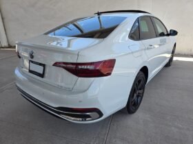 VOLKSWAGEN JETTA SPORTLINE SEDAN 2024 AUT