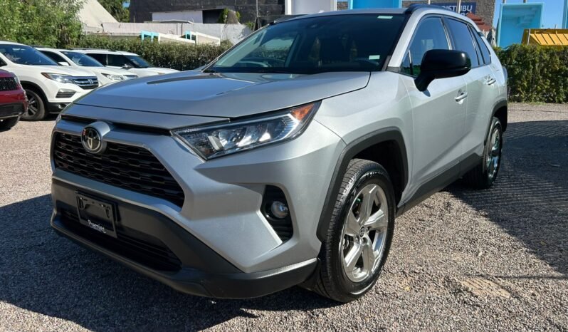 
TOYOTA RAV-4 XLE SUV 2021 AUT full									