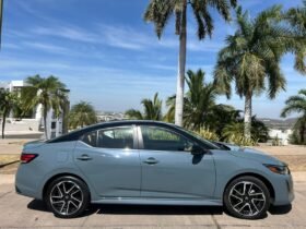 NISSAN SENTRA SR PLATINUM SEDAN 2024 AUT