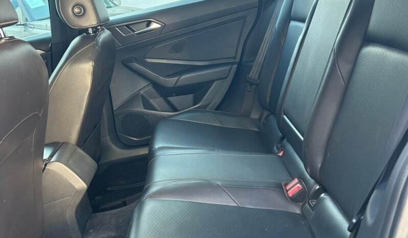
VOLKSWAGEN JETTA R LINE SEDAN 2019 AUT full									