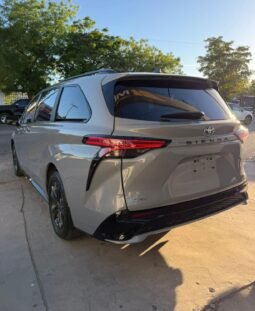 
TOYOTA SIENNA XSE SUV 2025 AUT full									