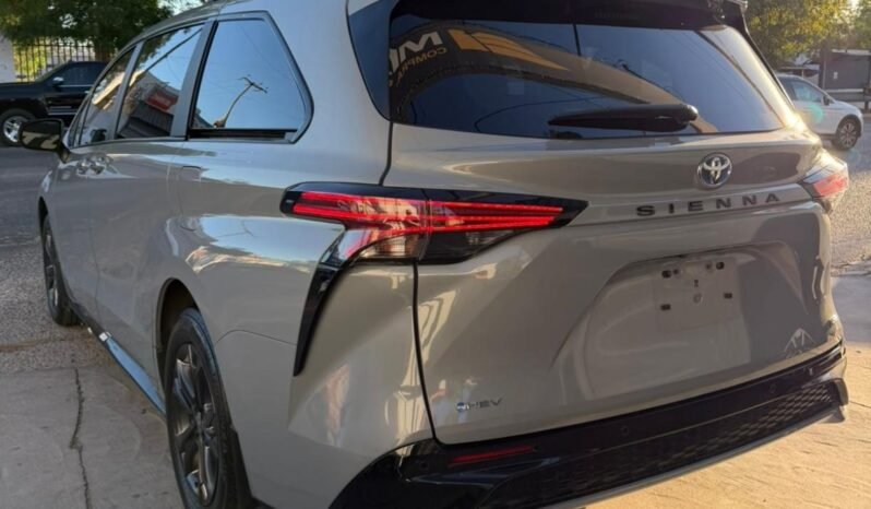 
TOYOTA SIENNA XSE SUV 2025 AUT full									