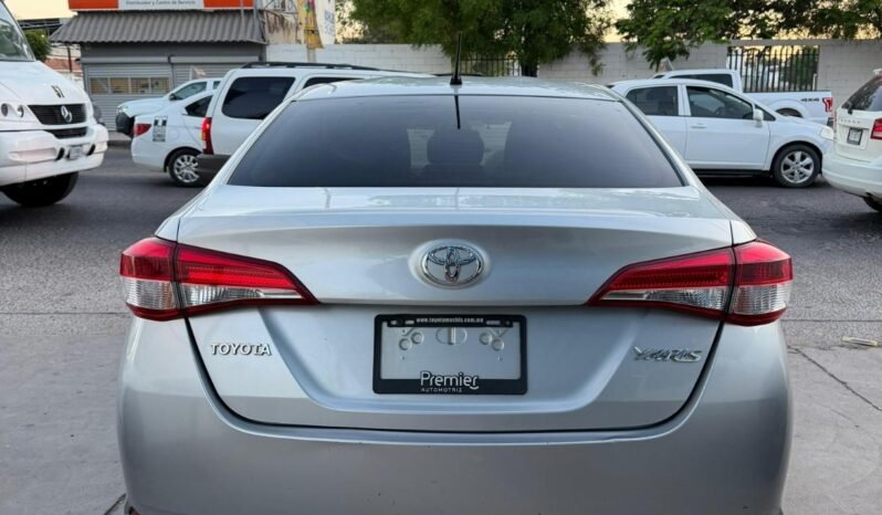 
TOYOTA YARIS SEDAN 2022 STD full									