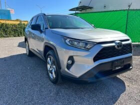 TOYOTA RAV-4 XLE SUV 2021 AUT