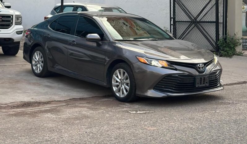 
TOYOTA CAMRY SEDAN 2020 AUT full									