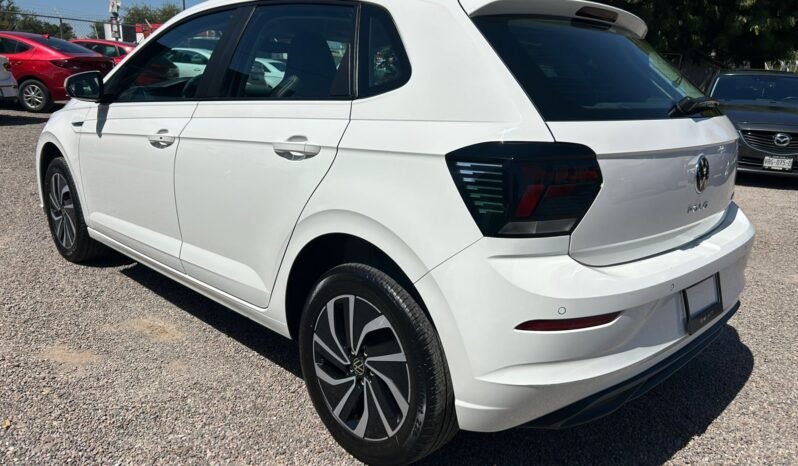 
VOLKSWAGEN POLO HIGHLINE HATCHBACK 2024 AUT full									