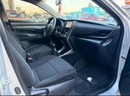 TOYOTA YARIS SEDAN 2022 STD full