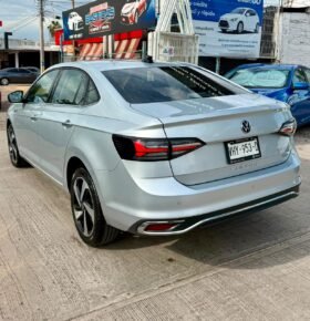 VOLKSWAGEN VIRTUS HIGHLINE SEDAN 2024 AUT