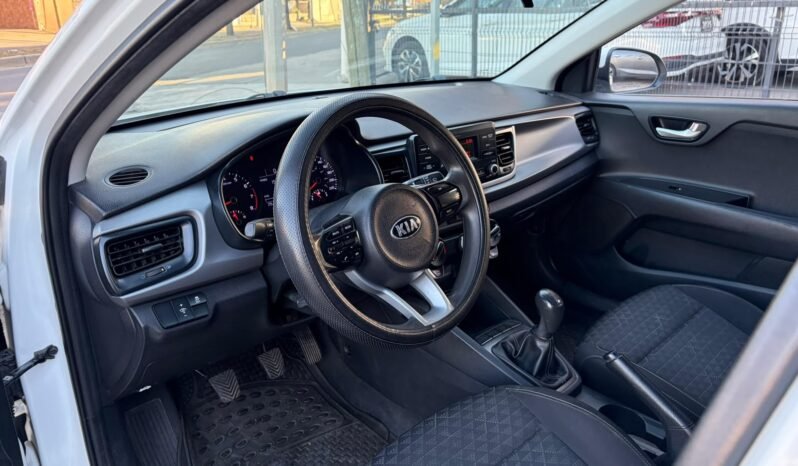 
KIA RIO LX SEDAN 2018 STD full									