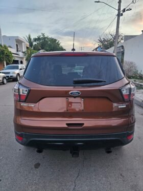 FORD ESCAPE TITANIUM SUV 2017 AUT