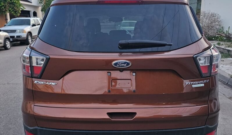 
FORD ESCAPE TITANIUM SUV 2017 AUT full									