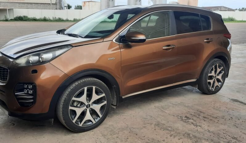 
KIA SPORTAGE SUV 2017 AUT full									