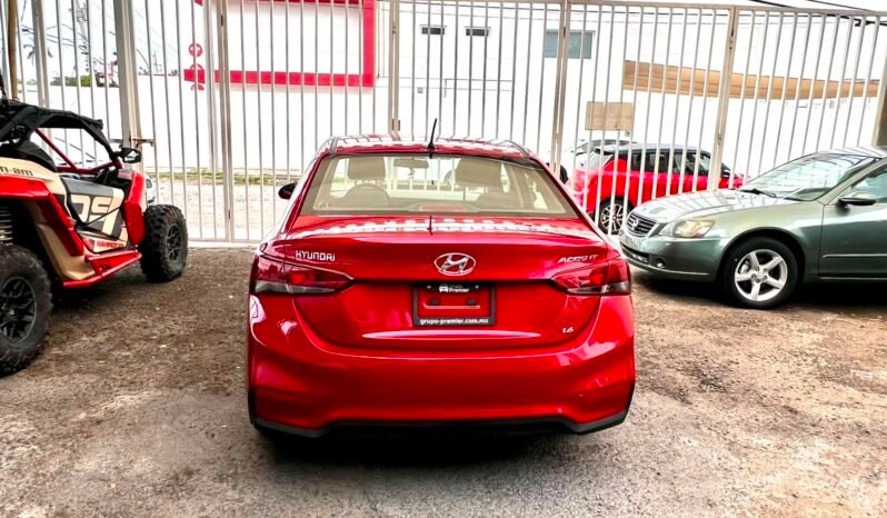 
HYUNDAI ACCENT GL MID SEDAN 2018 AUT full									