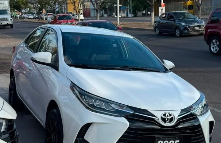 
TOYOTA YARIS S SEDAN 2022 STD full									
