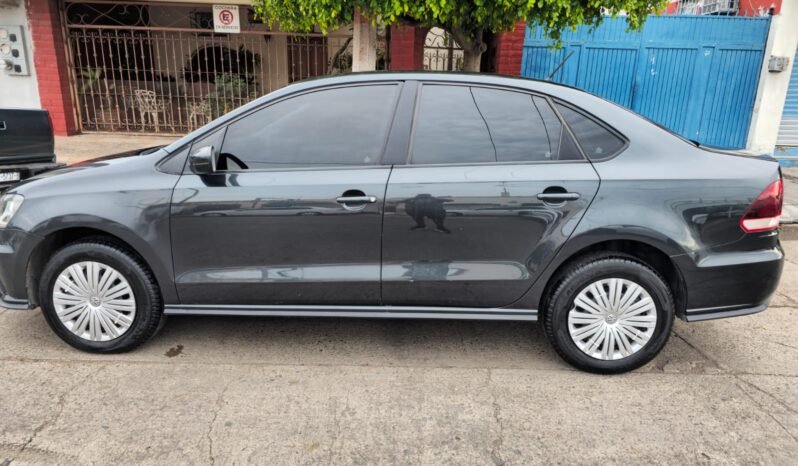 
VOLKSWAGEN VENTO SEDAN 2020 AUT full									