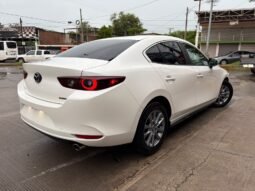 
MAZDA 3 SEDAN 2023 AUT full									
