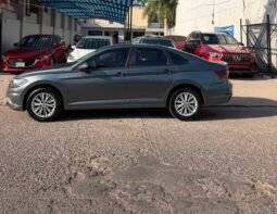 
VOLKSWAGEN JETTA CONFORTLINE SEDAN 2019 STD full									