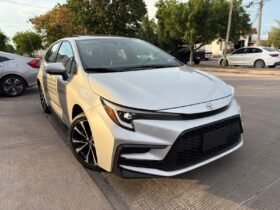 TOYOTA COROLLA SE SEDAN 2024 AUT