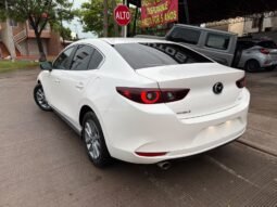 
MAZDA 3 SEDAN 2023 AUT full									
