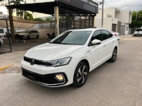 VOLKSWAGEN VIRTUS HIGHLINE SEDAN 2024 AUT