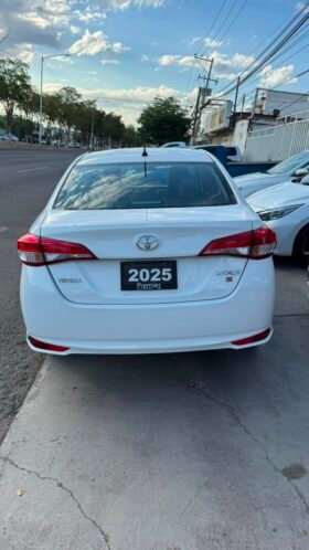 TOYOTA YARIS S SEDAN 2022 STD