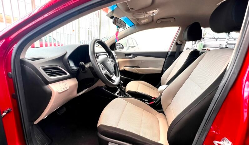 
HYUNDAI ACCENT GL MID SEDAN 2018 AUT full									