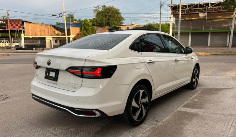 
VOLKSWAGEN VIRTUS HIGHLINE SEDAN 2024 AUT full									