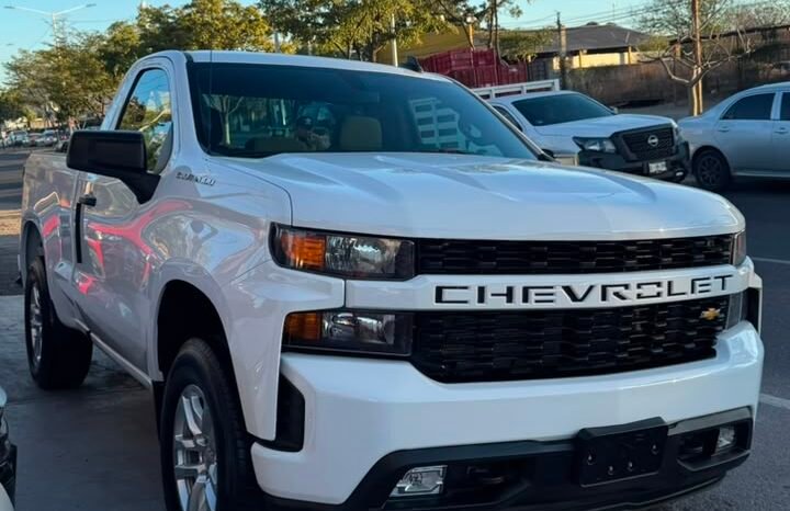
CHEVROLET SILVERADO 1500 4X2 PICK UP 2021 full									