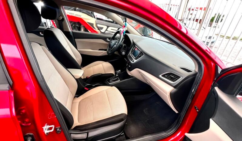 
HYUNDAI ACCENT GL MID SEDAN 2018 AUT full									
