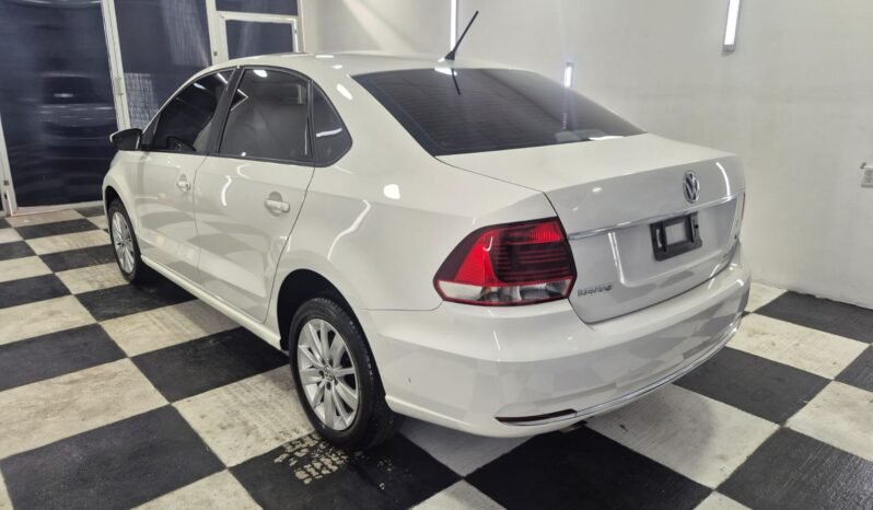 
VOLKSWAGEN VENTO TDI DIESEL SEDAN 2018 STD full									
